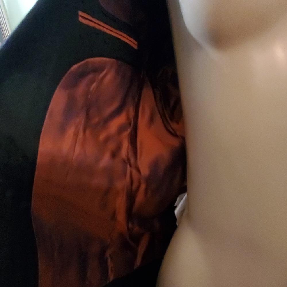 Jacket - Picture 3 of 5